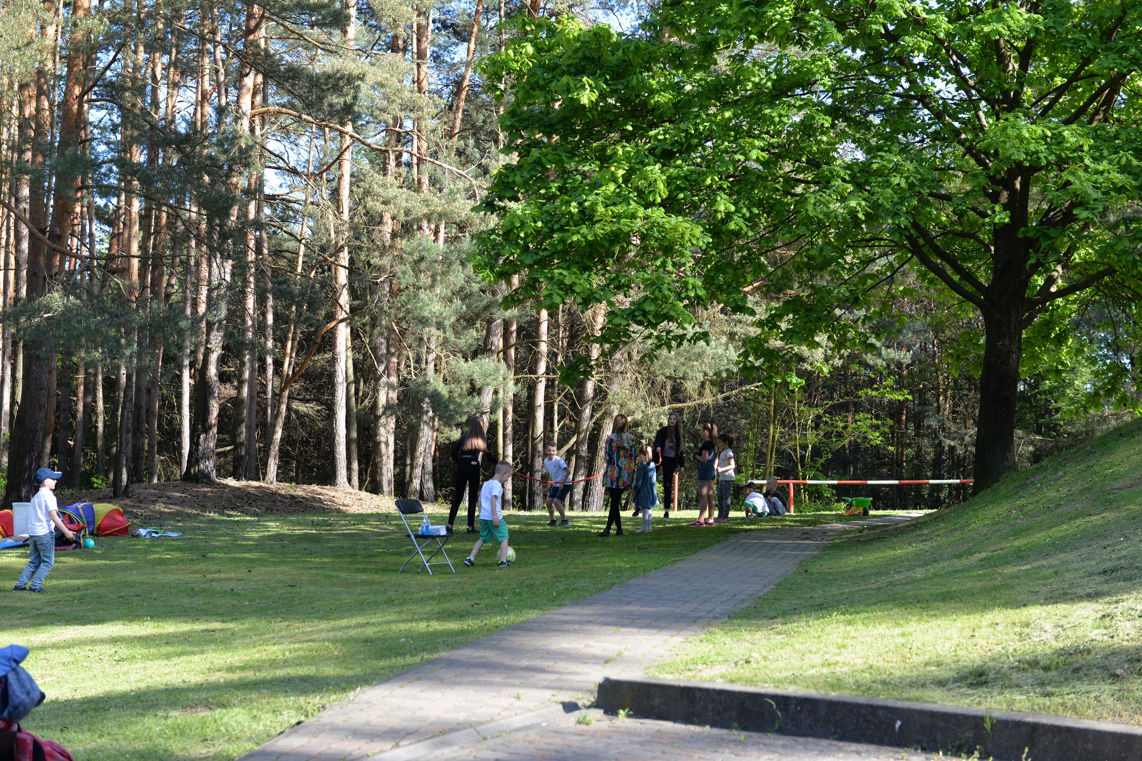Zabawy dzieci podczas spotkania Zabawy dzieci podczas spotkania