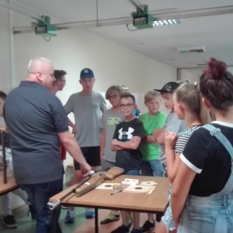 45117306_2206445829388726_4198008447947505664_n_00013